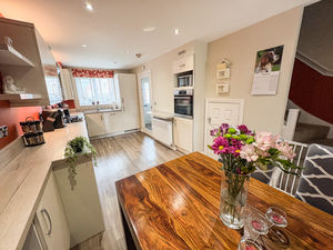 Photo 10- click for photo gallery